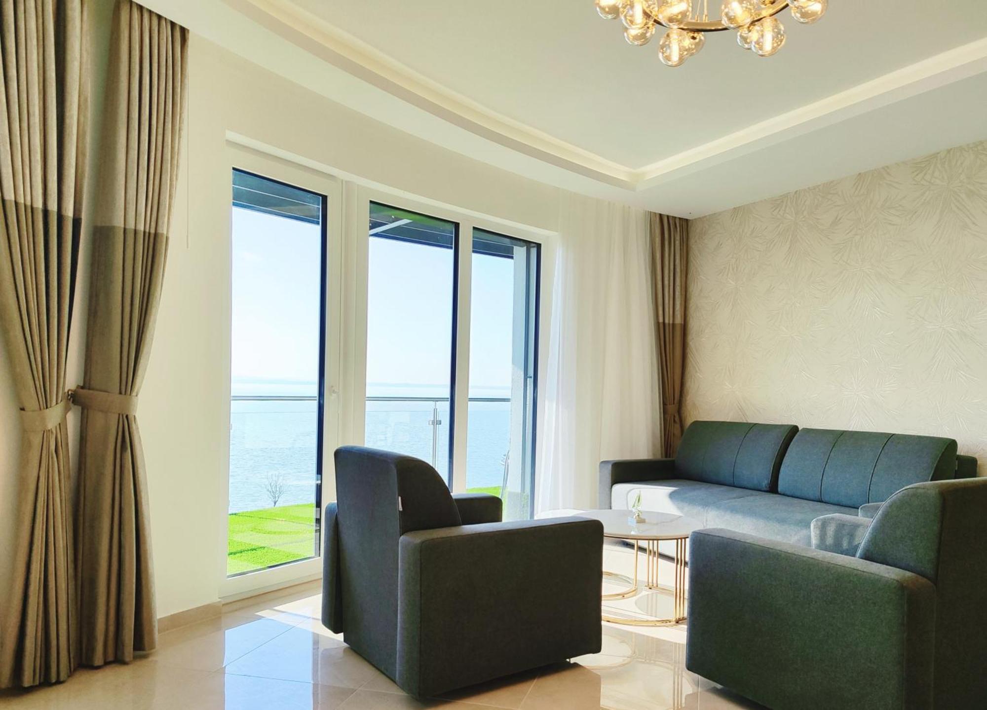 Royal Martin'S Apartment 케츨리 외부 사진