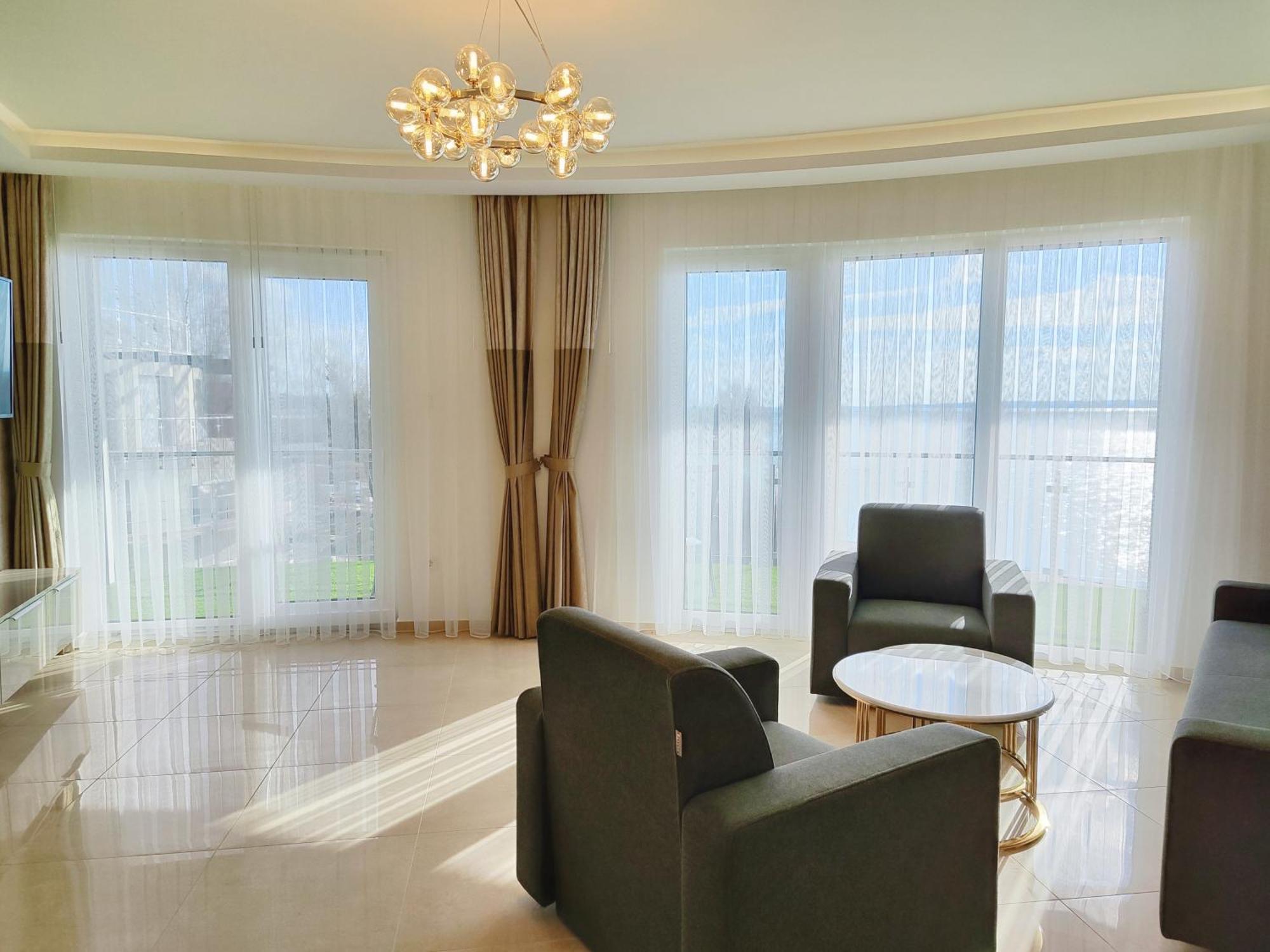 Royal Martin'S Apartment 케츨리 외부 사진