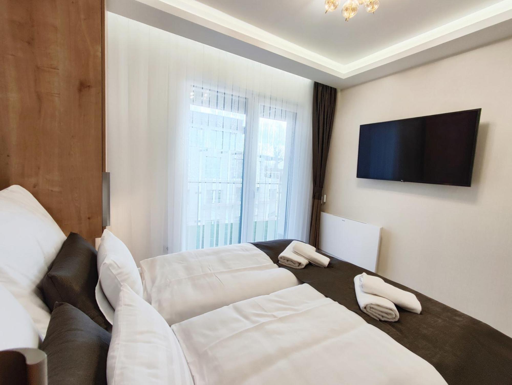 Royal Martin'S Apartment 케츨리 외부 사진